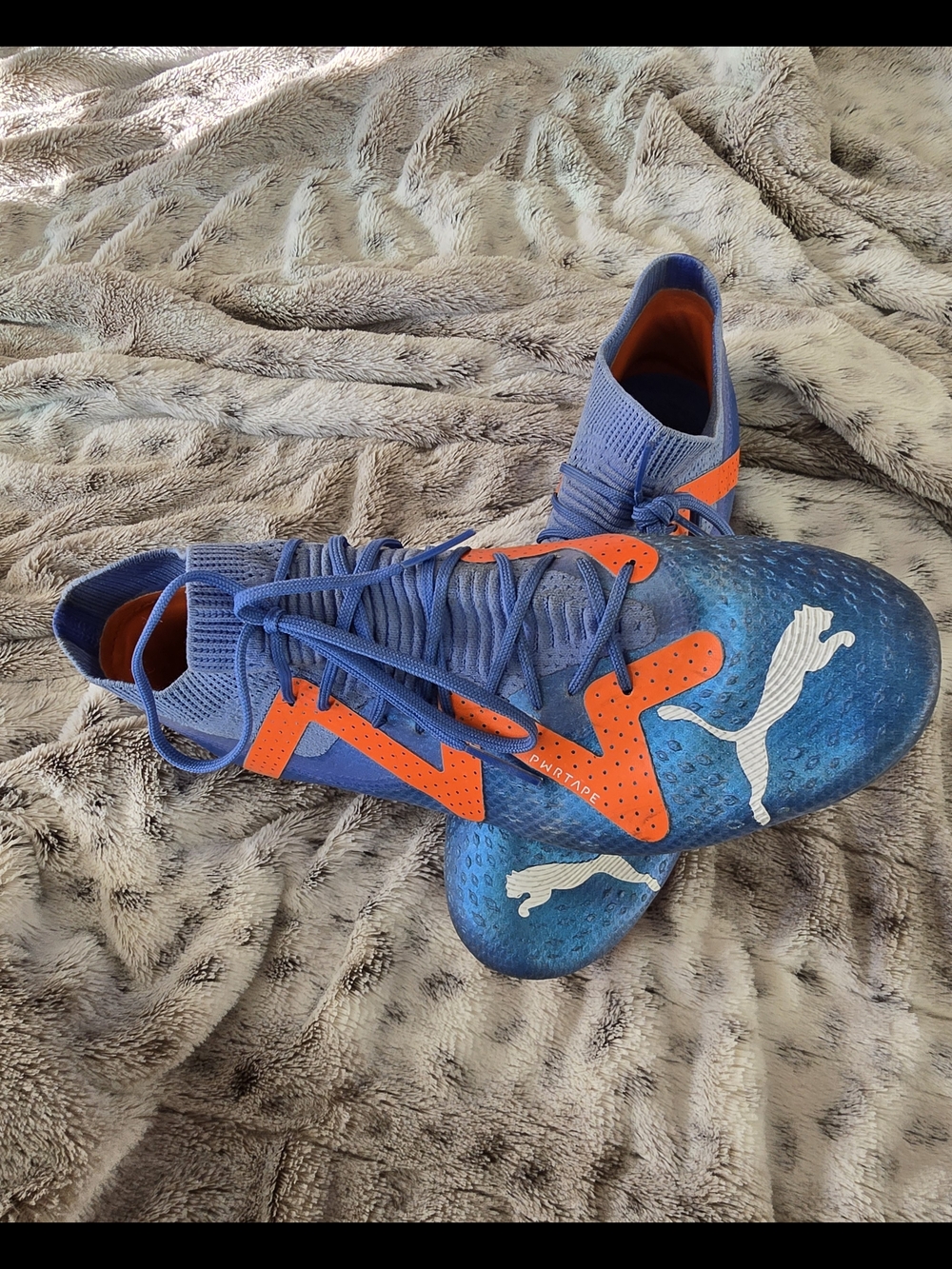 Puma Blue & Orange Soccer Cleats - Men's/Unisex